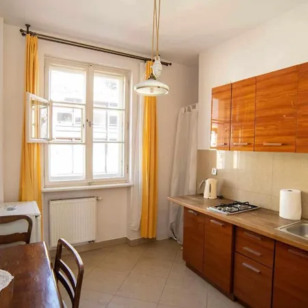 Apartament Old Town Apartment *